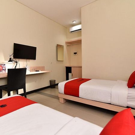 Reddoorz Near Legian Street Hotel Bagian luar foto