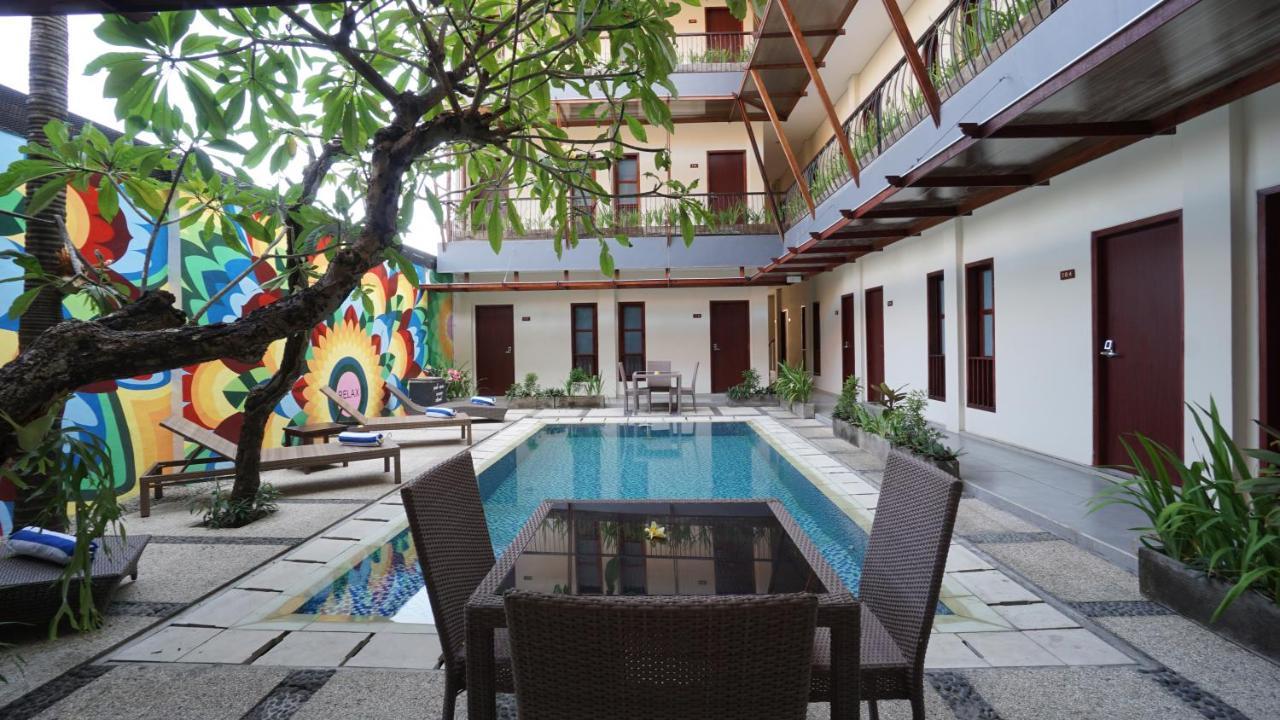 Reddoorz Near Legian Street Hotel Bagian luar foto