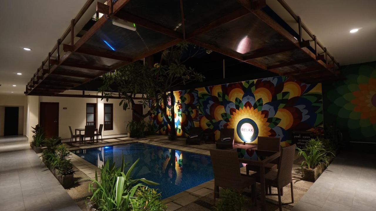 Reddoorz Near Legian Street Hotel Bagian luar foto