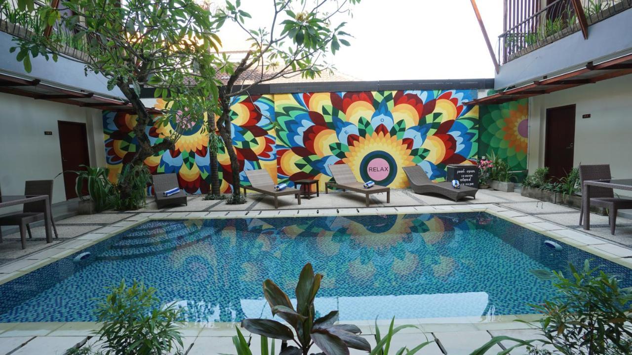 Reddoorz Near Legian Street Hotel Bagian luar foto