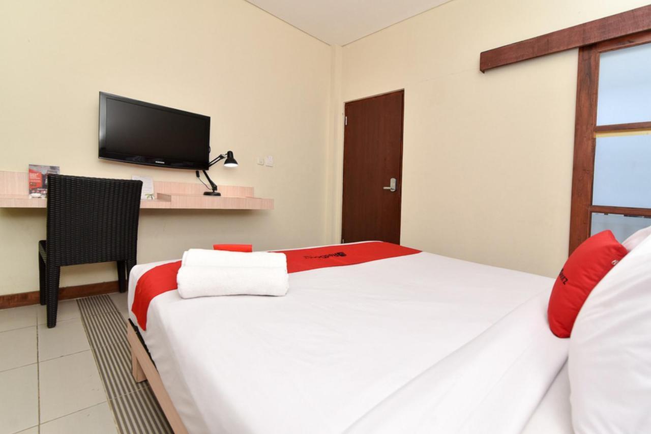 Reddoorz Near Legian Street Hotel Bagian luar foto